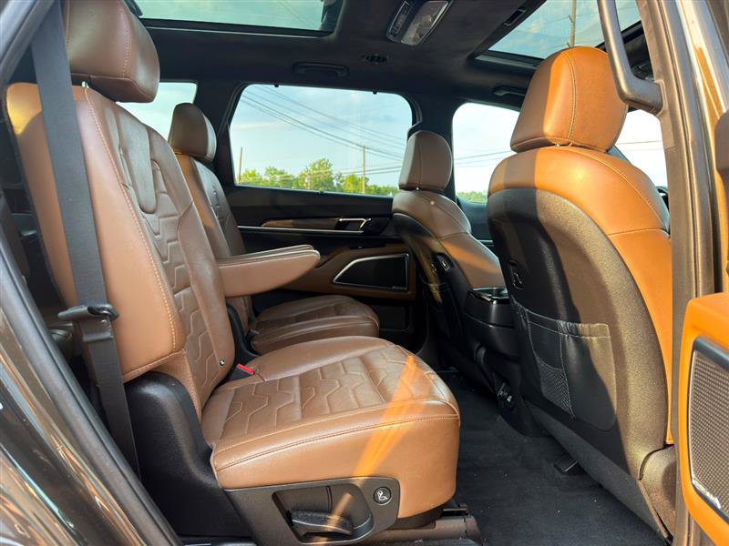 Used 2021 Kia Telluride SX w/ SX Prestige Package AWD/4WD image 27
