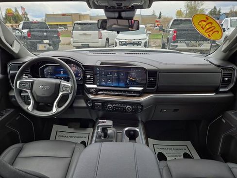 Used 2025 Chevrolet Silverado 1500 RST AWD/4WD image 3