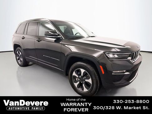 Used 2024 Jeep Grand Cherokee Limited 4xe image 1