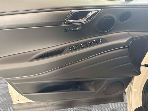New 2026 Genesis GV80 3.5T Prestige AWD/4WD image 18