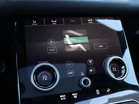 Used 2018 Land Rover Range Rover Velar R-Dynamic SE image 31