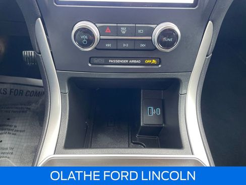 Used 2024 Ford Edge SEL w/ Convenience Package AWD/4WD image 11