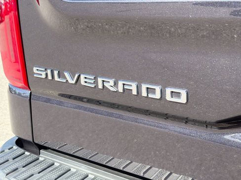 Used 2022 Chevrolet Silverado 1500 LTZ w/ LTZ Premium Package image 50