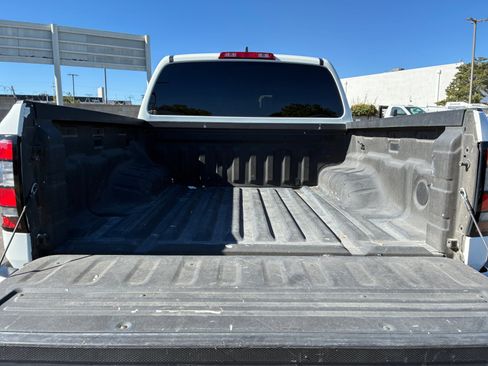 Used 2024 Nissan Frontier S AWD/4WD image 27