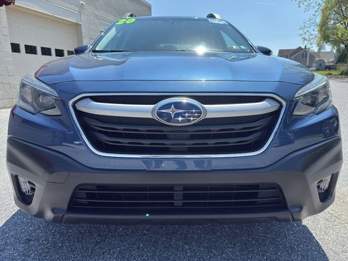 Used 2020 Subaru Outback Premium image 8