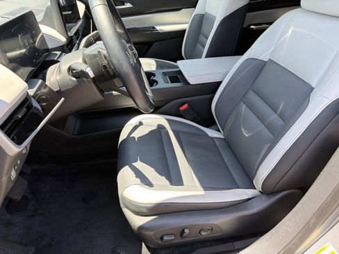 Used 2025 Honda Prologue Touring image 21