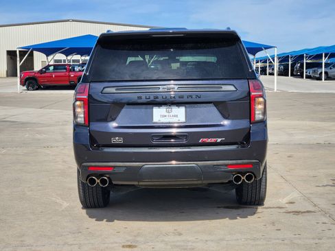 Certified 2022 Chevrolet Suburban RST w/ Sport Performance Package image 37
