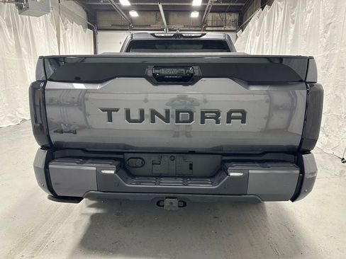 Used 2024 Toyota Tundra Platinum AWD/4WD image 6