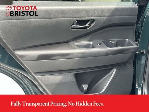 Used 2024 Nissan Pathfinder Rock Creek AWD/4WD image 17