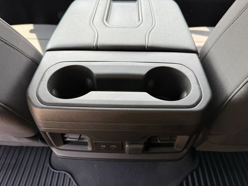 Used 2022 Chevrolet Silverado 2500 LT w/ Convenience Package AWD/4WD image 21