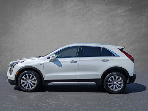 Certified 2023 Cadillac XT4 Premium Luxury w/ LPO, Onyx Lite Package image 3