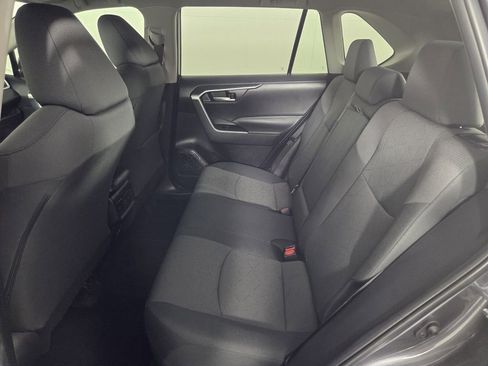 Used 2025 Toyota RAV4 XLE FWD image 23