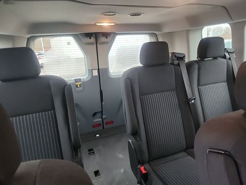 Used 2015 Ford Transit 350 XLT image 26