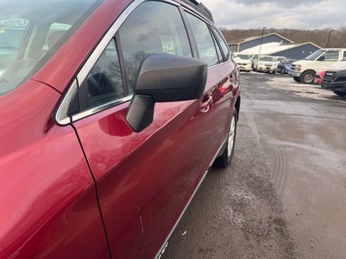 Used 2017 Subaru Outback 2.5i image 12