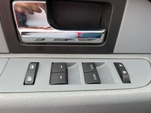 Used 2014 Ford F150 XLT w/ Equipment Group 302A Luxury image 11