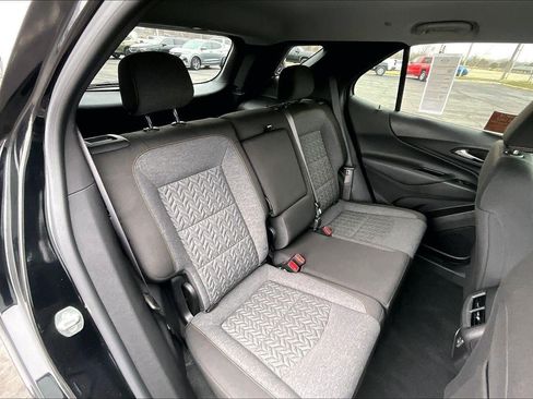 Used 2024 Chevrolet Equinox LT AWD/4WD image 16