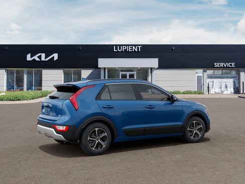 New 2026 Kia Niro EX FWD image 9