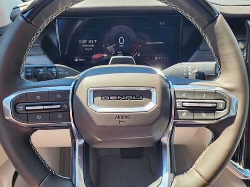 New 2026 GMC Acadia Denali w/ Super Cruise Package FWD image 19