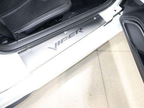 Used 2015 Dodge Viper w/ Quick Order Package 22J GT image 33