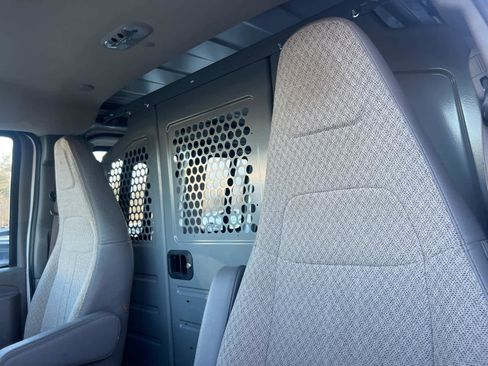 Certified 2024 Chevrolet Express 3500 w/ Driver Convenience Package image 13