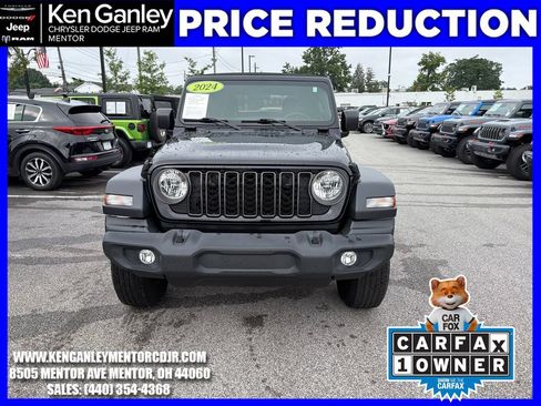 Used 2024 Jeep Wrangler Sport AWD/4WD image 2
