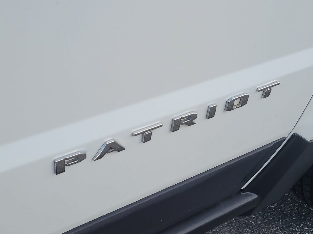 Used 2014 Jeep Patriot Sport w/ Power Value Group FWD image 7