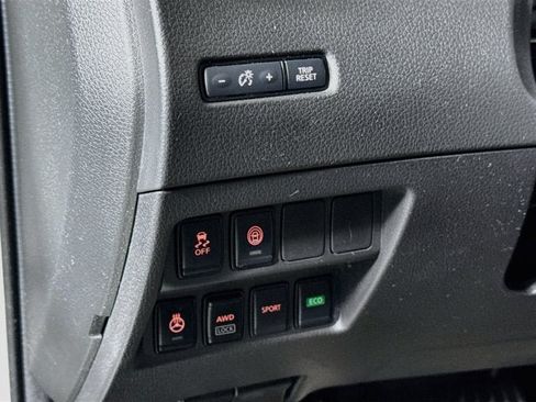 Used 2022 Nissan Rogue Sport SV AWD/4WD image 10