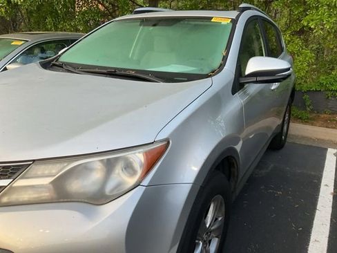 Used 2015 Toyota RAV4 XLE image 11