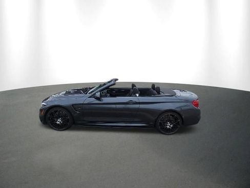 Used 2018 BMW M4 Convertible RWD image 12