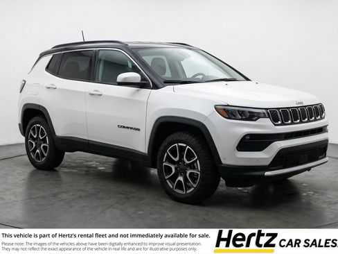 Used 2025 Jeep Compass Trailhawk AWD/4WD image 1