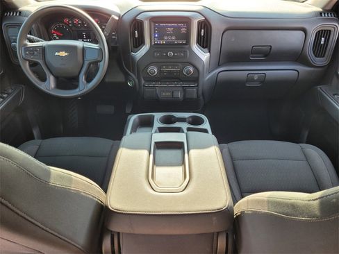 Certified 2025 Chevrolet Silverado 1500 Custom w/ LPO, Dark Essentials Package image 17