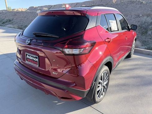 Certified 2024 Nissan Kicks SV image 8