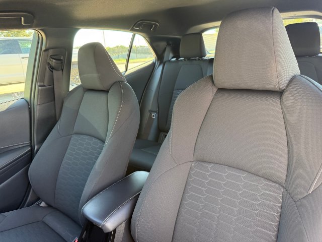 Used 2026 Toyota Corolla SE FWD image 12