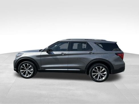 Used 2025 Ford Explorer Platinum w/ Ultimate Package AWD/4WD image 15