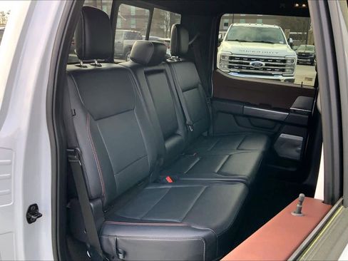 Used 2022 Ford F150 Lariat image 17