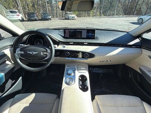 Used 2022 Genesis GV70 2.5T w/ Select Package image 10