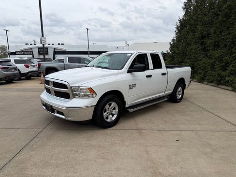 Used 2021 RAM 1500 Tradesman w/ Chrome Appearance Group RWD image 7