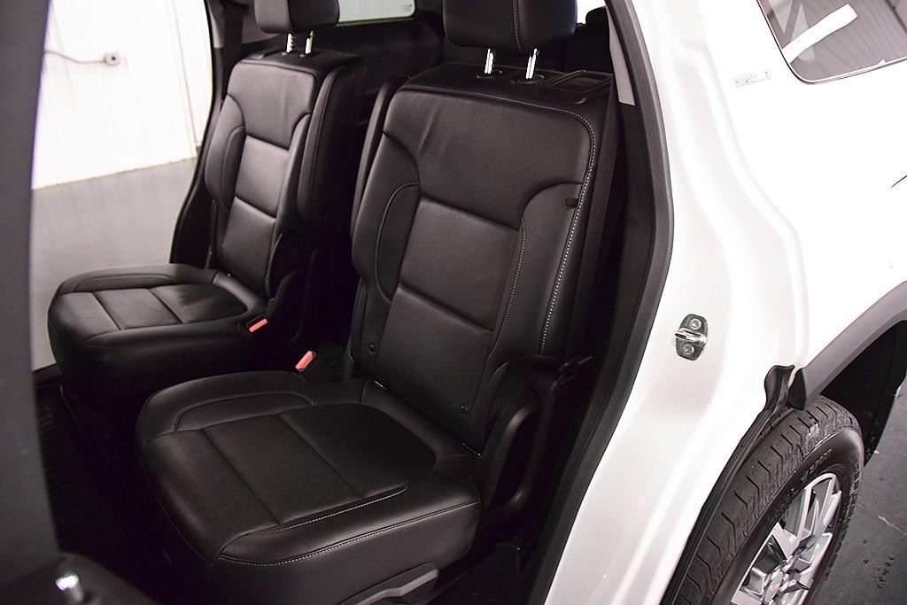 Used 2023 GMC Acadia SLT AWD/4WD image 31