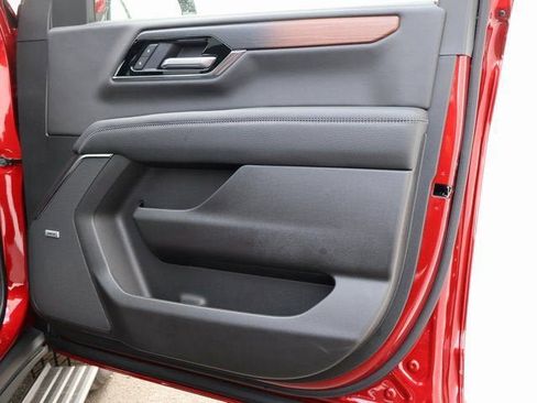 New 2026 GMC Yukon XL Denali w/ Sun & Power Step Package AWD/4WD image 7