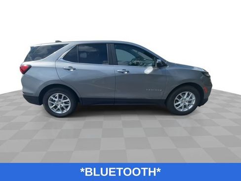 Used 2024 Chevrolet Equinox LT w/ LPO, Floor Liner Package FWD image 10