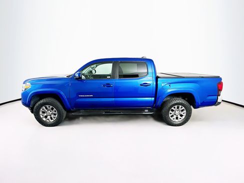 Used 2018 Toyota Tacoma SR5 image 4