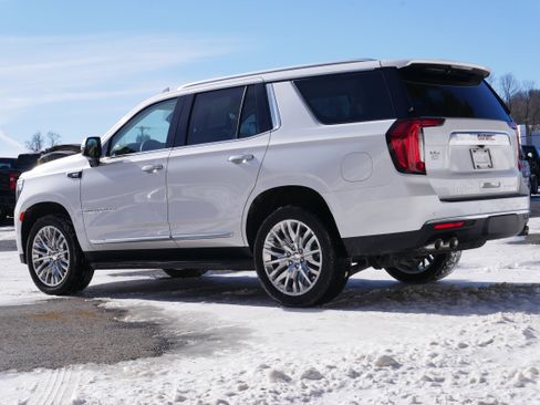 Used 2024 GMC Yukon Denali w/ Max Trailering Package image 4