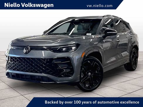 New 2026 Volkswagen Tiguan SE R-Line FWD image 1