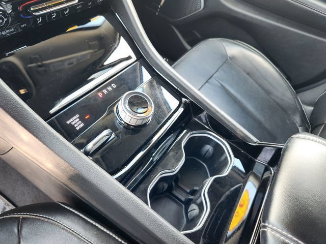 Used 2022 Jeep Grand Cherokee Limited w/ MOPAR Finishing Package AWD/4WD image 16