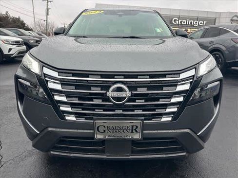 Used 2024 Nissan Rogue S image 8