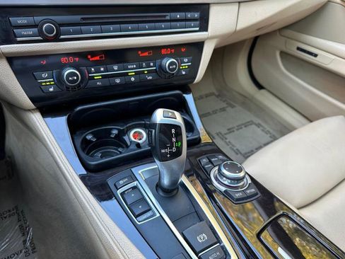 Used 2011 BMW 535i Sedan image 35