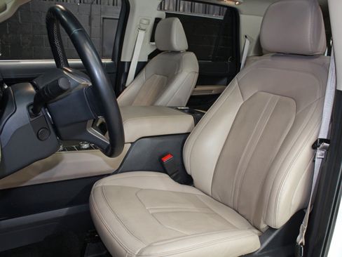 Used 2023 Ford Expedition Max Limited AWD/4WD image 38