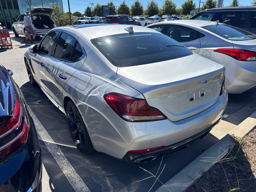 Used 2019 Genesis G70 3.3T Advanced w/ Sport Package RWD image 4