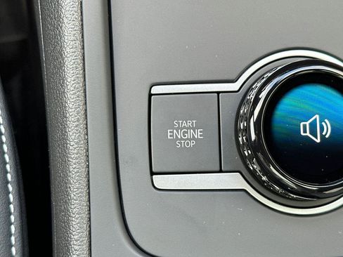 New 2026 Volkswagen Tiguan SE R-Line image 21