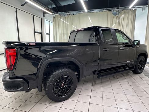 Used 2023 GMC Sierra 1500 Pro w/ Graphite Edition image 6